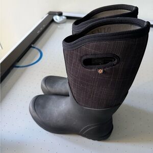 Bogs Black Winter Boots